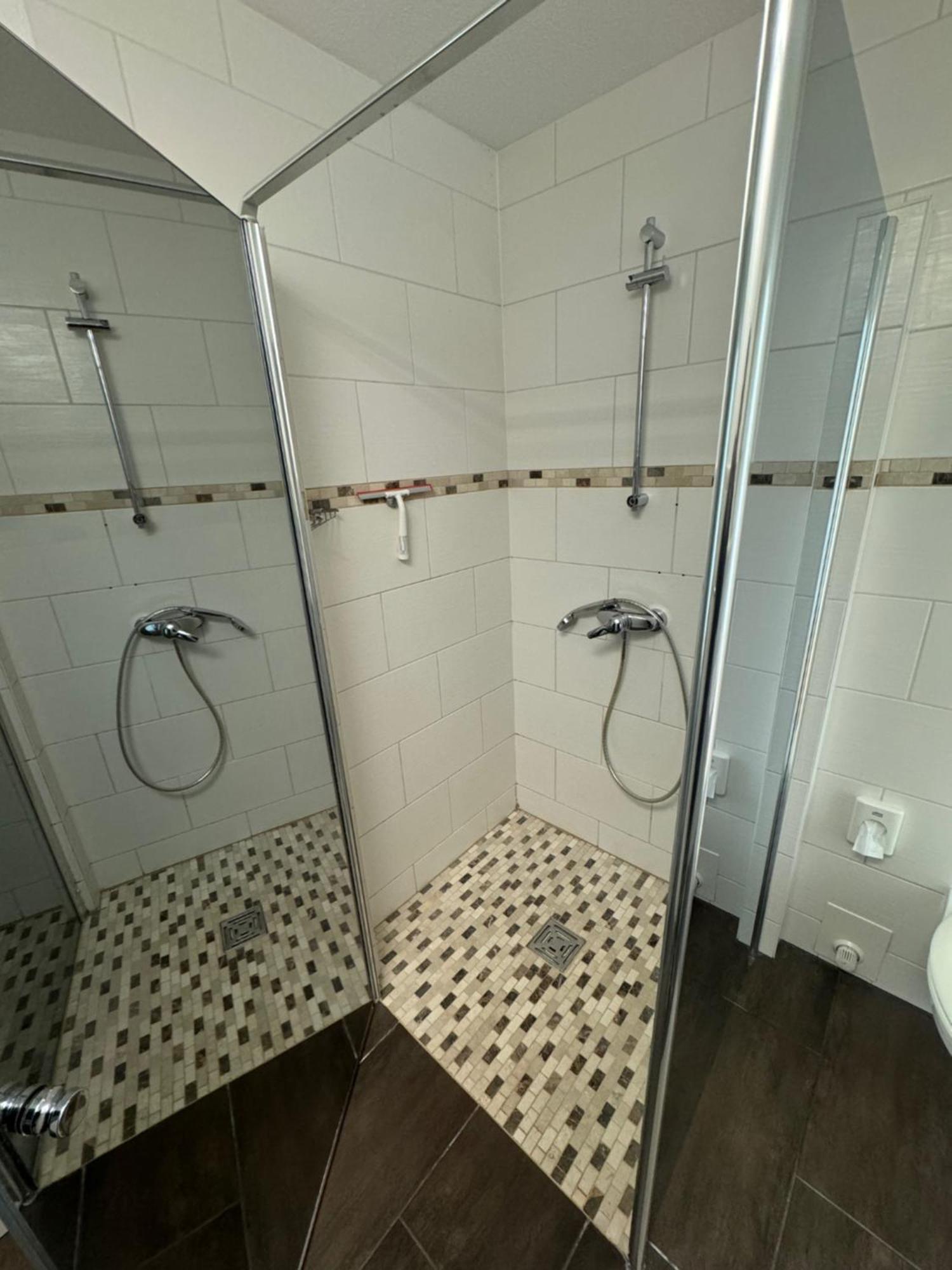 Skypension Schönefeld Kültér fotó